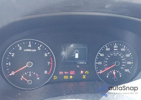 2017 Kia Sportage Lx z USA, uszkodzony, nr VIN KNDPMCAC2H7243342